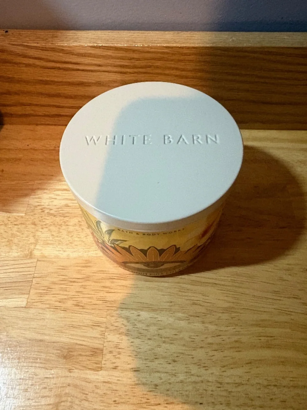 Bath and body Works coconut piña colada three wick candle